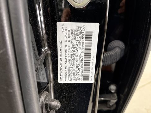Used 2019 Acura TLX w/ Advance Package AWD/4WD image 11
