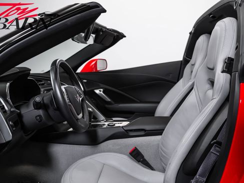 Used 2015 Chevrolet Corvette Stingray Coupe RWD image 30