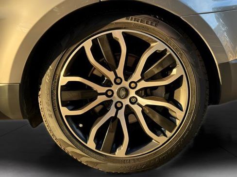 Used 2020 Land Rover Range Rover Sport SE image 11