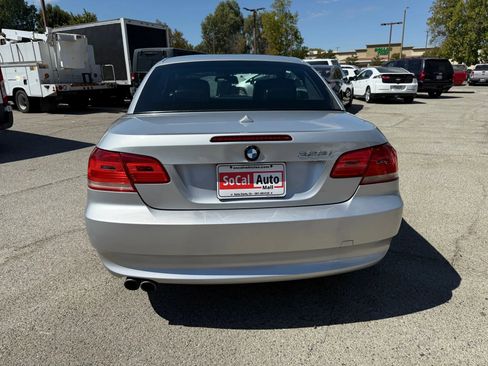 Used 2009 BMW 328i Convertible image 4