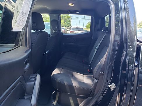 Used 2024 Chevrolet Colorado W/T w/ WT Convenience Package II AWD/4WD image 11