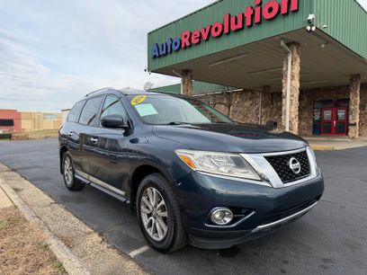 Used 2014 Nissan Pathfinder SL w/ SL Tech Package