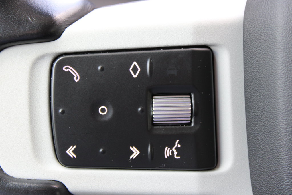 Used 2021 Land Rover Defender 110 AWD/4WD image 14