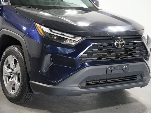 Certified 2023 Toyota RAV4 XLE FWD image 4
