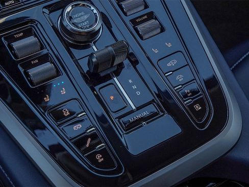 New 2026 Aston Martin DBX 707 image 25