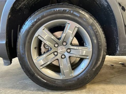 Certified 2023 Honda Ridgeline RTL image 11