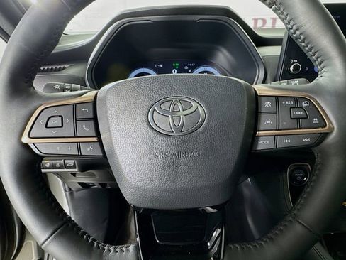 Used 2024 Toyota Grand Highlander MAX Limited image 13