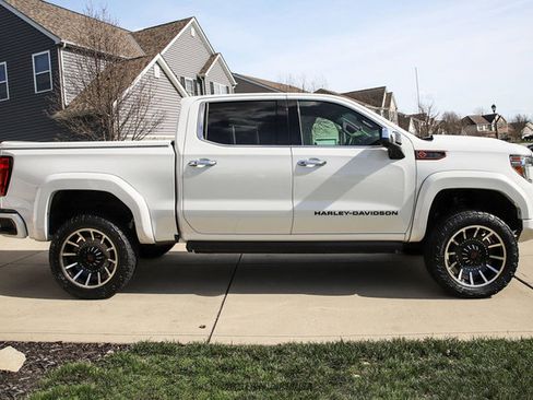 Used 2021 GMC Sierra 1500 SLT w/ SLT Premium Plus Package AWD/4WD image 9