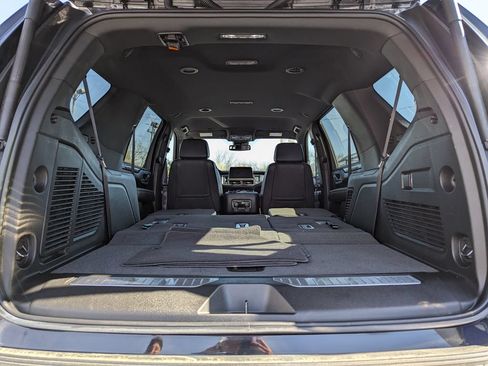 Used 2023 Chevrolet Tahoe Z71 AWD/4WD image 40