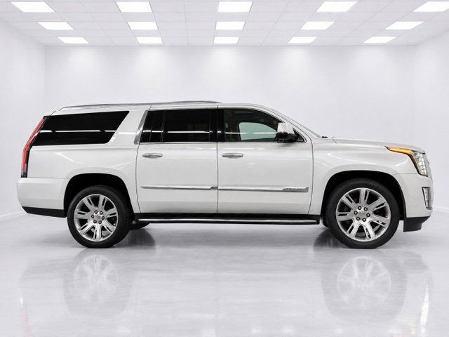 Used 2016 Cadillac Escalade ESV Luxury AWD/4WD image 13