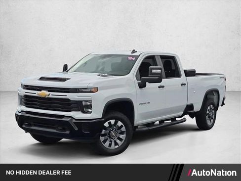 Used 2024 Chevrolet Silverado 2500 Custom w/ Custom Convenience Package AWD/4WD image 1
