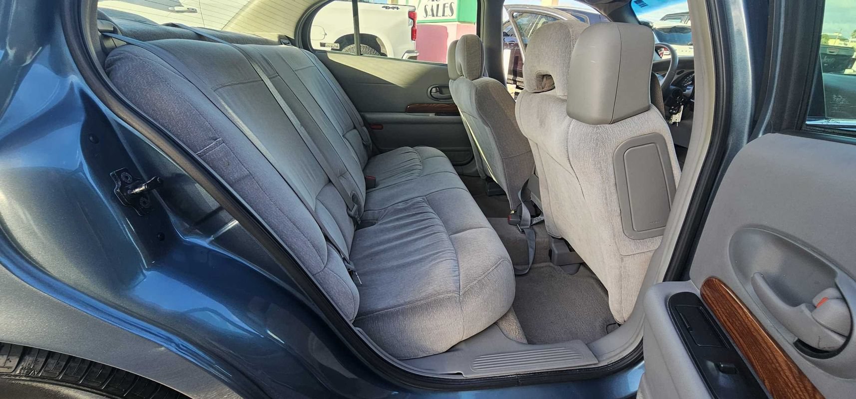 Used 2000 Buick Le Sabre Custom FWD image 13
