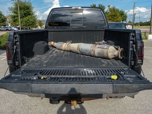 Used 2015 Ford F250 Lariat w/ Lariat Ultimate Package AWD/4WD image 61