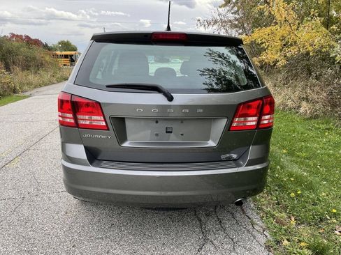 Used 2013 Dodge Journey American Value Package w/ Flexible Seating Group FWD image 3