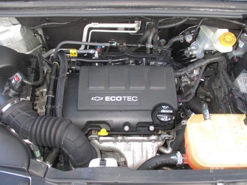 Used 2018 Chevrolet Trax LS image 9