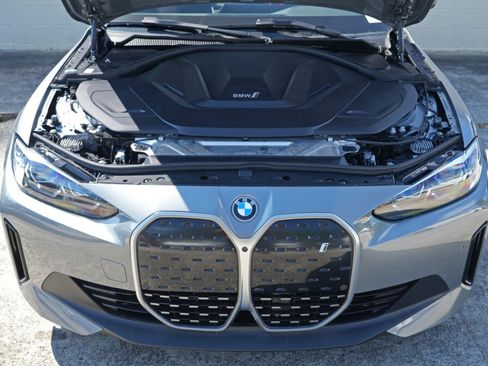 Used 2023 BMW i4 eDrive40 w/ Premium Package RWD image 6