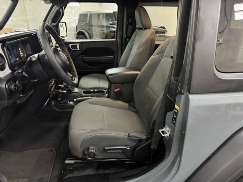 Used 2024 Jeep Wrangler Sport image 6
