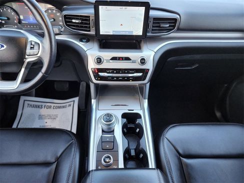 Certified 2022 Ford Explorer XLT w/ Equipment Group 202A image 14