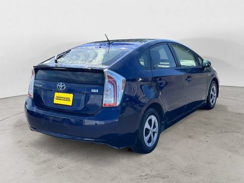 Used 2013 Toyota Prius Three w/ Solar Roof Pkg FWD image 5