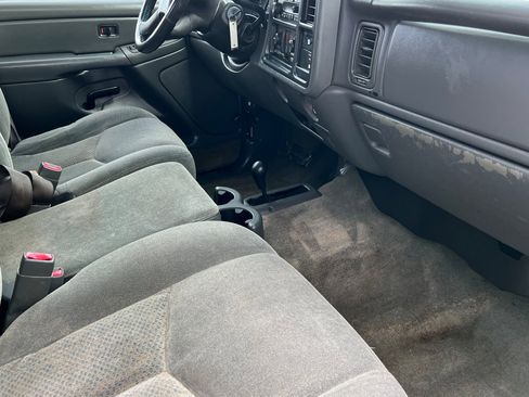 Used 2004 Chevrolet Silverado 1500 LS w/ Light Duty Power Package image 15