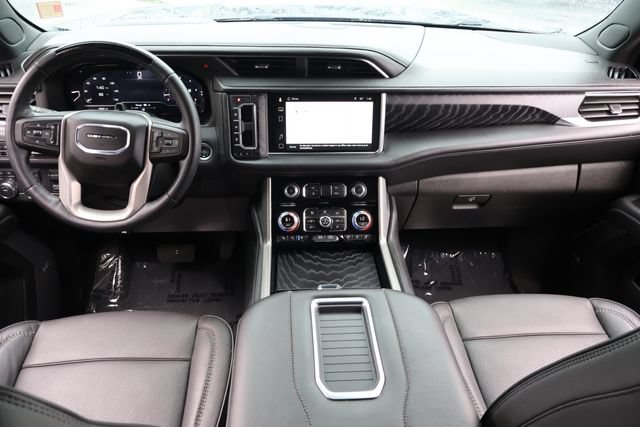 Used 2024 GMC Yukon Denali AWD/4WD image 19