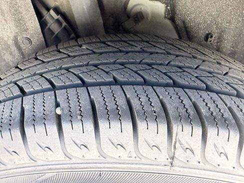 Used 2022 Toyota Corolla Cross L image 20