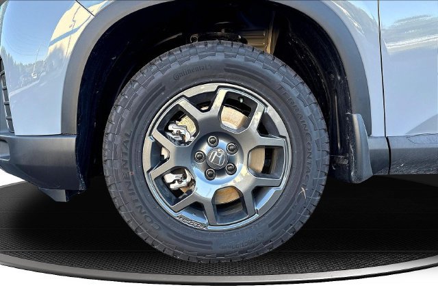 New 2026 Honda Pilot TrailSport image 13