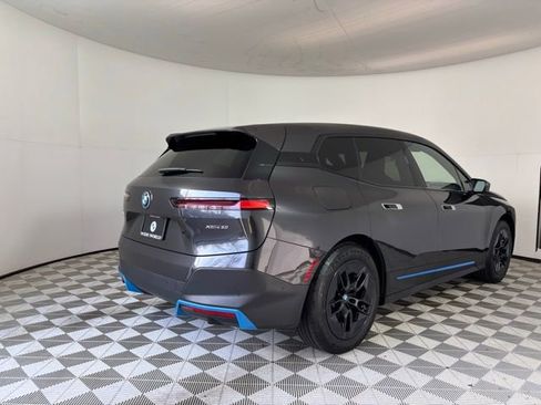 Certified 2023 BMW iX xDrive50 w/ Premium Package AWD/4WD image 7