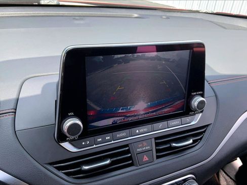 Used 2022 Nissan Altima 2.5 SR FWD image 20