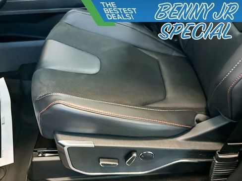 Used 2025 Ford F150 Raptor image 14