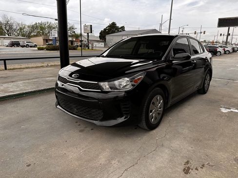 Used 2019 Kia Rio S image 4