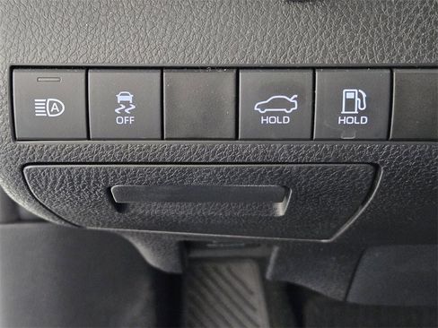 Used 2020 Toyota Camry XSE image 26