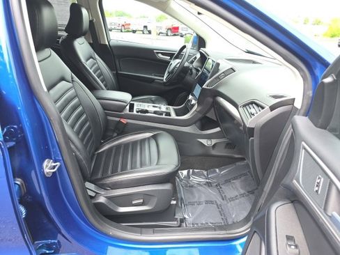 Certified 2024 Ford Edge SEL image 9