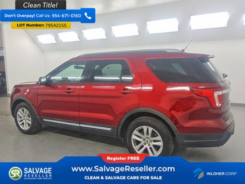 Used 2019 Ford Explorer XLT w/ Equipment Group 201A FWD image 3