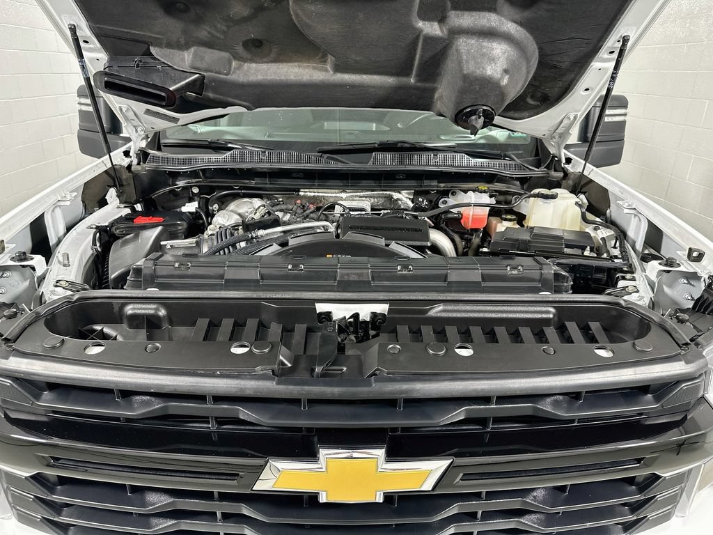 Used 2025 Chevrolet Silverado 3500 W/T w/ WT/CX Safety Package AWD/4WD image 27