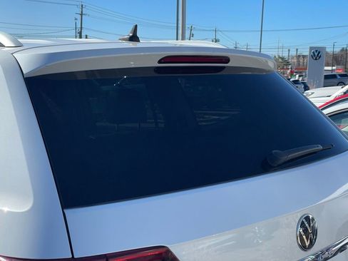 Certified 2023 Volkswagen Atlas SEL image 35