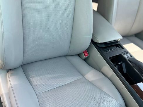 Used 2011 Lexus RX 350 AWD w/ Premium Pkg image 42