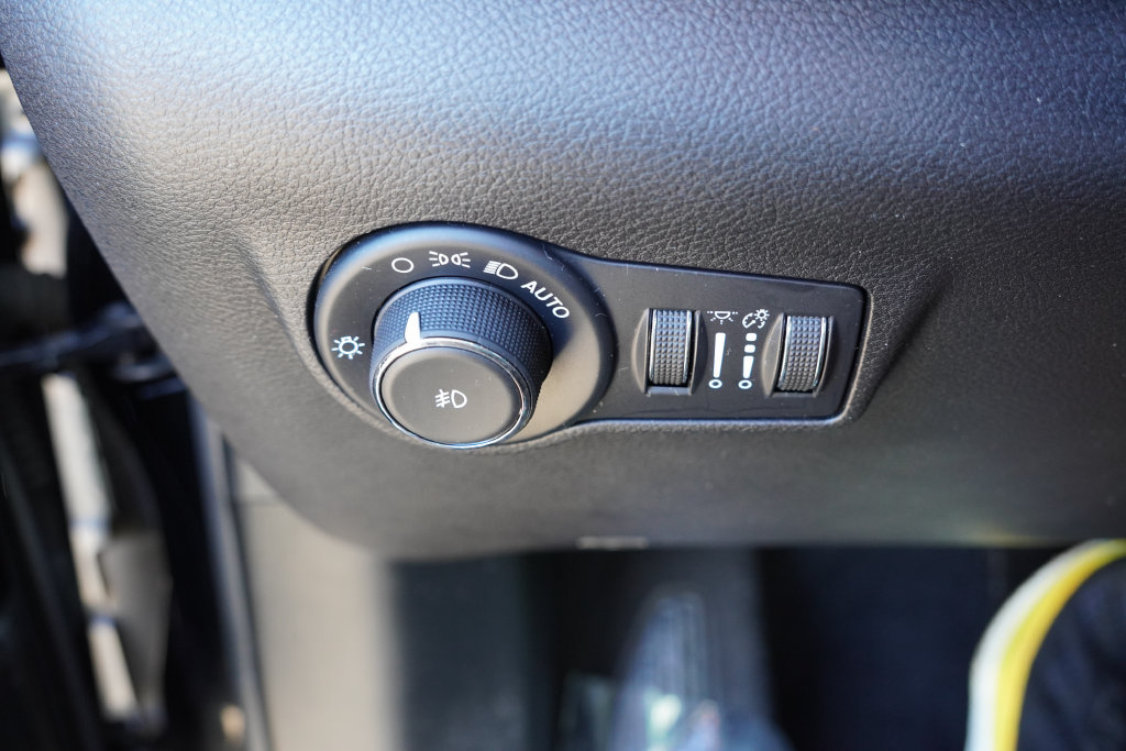 Certified 2023 Jeep Compass Trailhawk w/ Sun and Sound Group AWD/4WD image 24