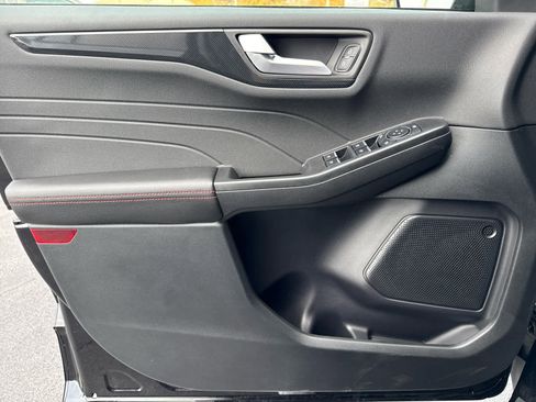 New 2026 Ford Escape ST-Line image 10