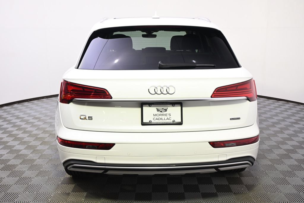 Used 2023 Audi Q5 2.0T Premium w/ Convenience Package AWD/4WD image 5