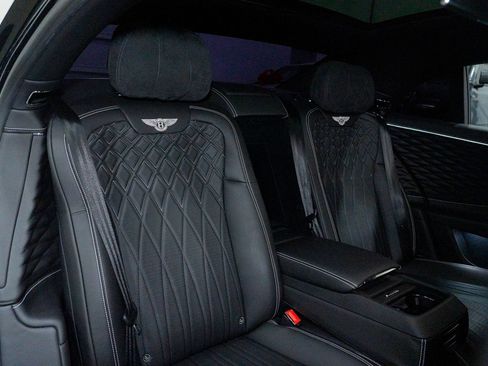 Used 2021 Bentley Flying Spur V8 AWD/4WD image 62