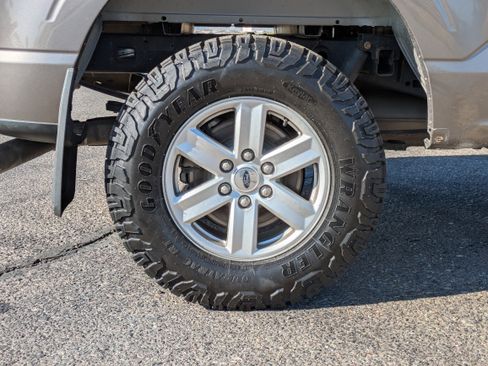 Used 2023 Ford F150 XLT w/ Equipment Group 301A Mid image 9