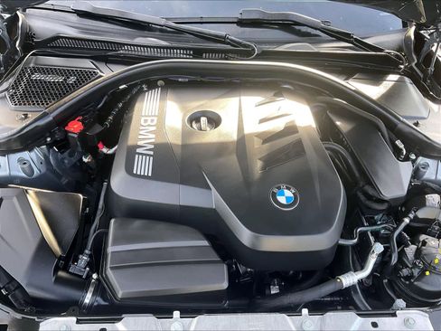 Certified 2025 BMW 330i Sedan w/ Convenience Package RWD image 33