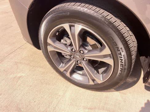 Used 2024 Acura RDX SH-AWD w/ Advance Package image 9