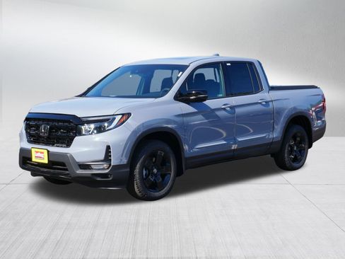 New 2026 Honda Ridgeline Black Edition image 3