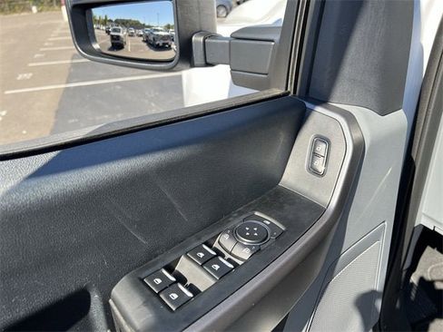 Used 2025 Ford F350 XLT image 22