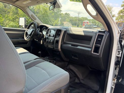 Used 2014 RAM 5500 Tradesman w/ Power & Remote Entry Group AWD/4WD image 31