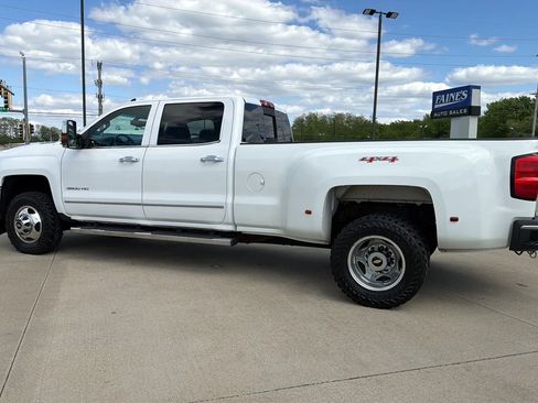 Used 2015 Chevrolet Silverado 3500 LTZ w/ Duramax Plus Package AWD/4WD image 13
