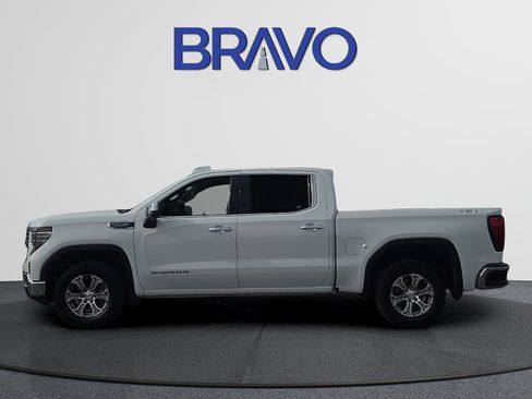 Used 2025 GMC Sierra 1500 SLT AWD/4WD image 2