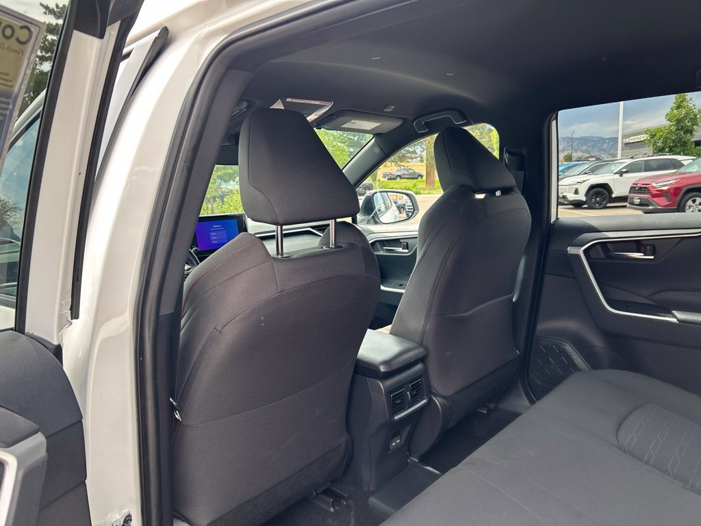 Used 2025 Toyota RAV4 SE AWD/4WD image 20